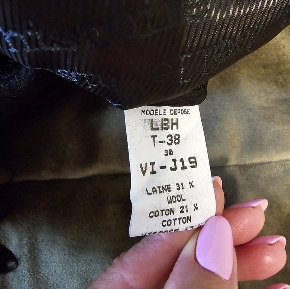 European  Clothes Beautique Wool assimetrical skirt. Size 4 - Picture 7 of 9